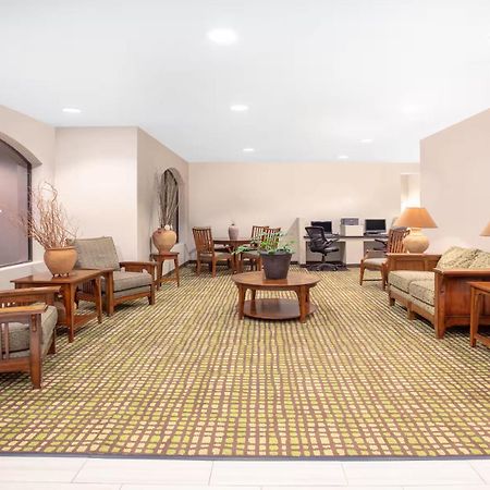 רוזוול Cash Rewards Inn & Suites מראה חיצוני תמונה